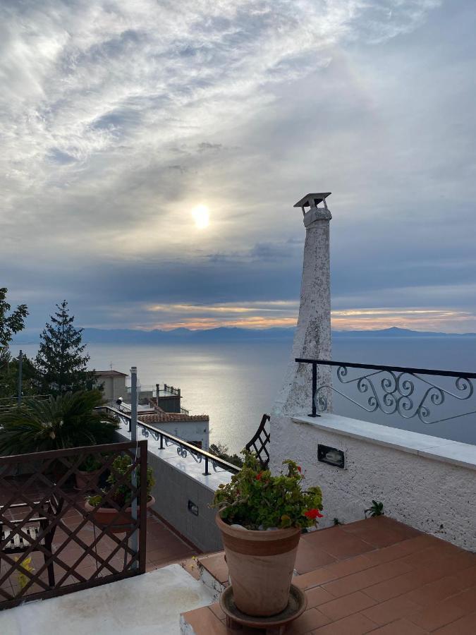 Casa Barbara Bed & Breakfast Амалфи Екстериор снимка