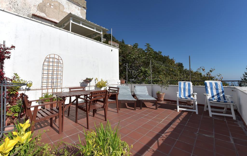Casa Barbara Bed & Breakfast Амалфи Стая снимка