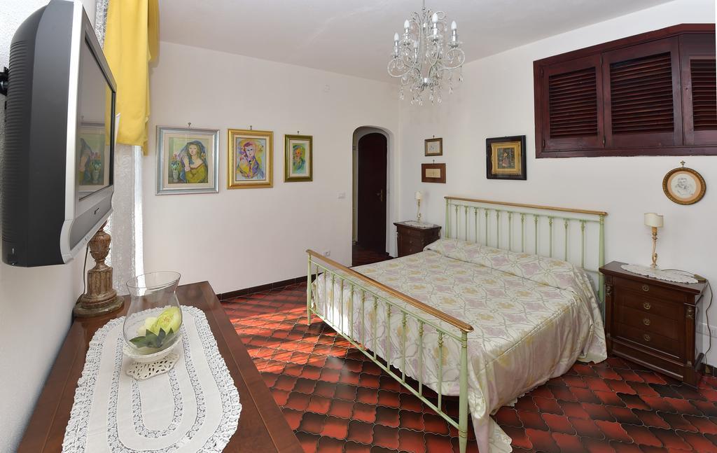 Casa Barbara Bed & Breakfast Амалфи Стая снимка